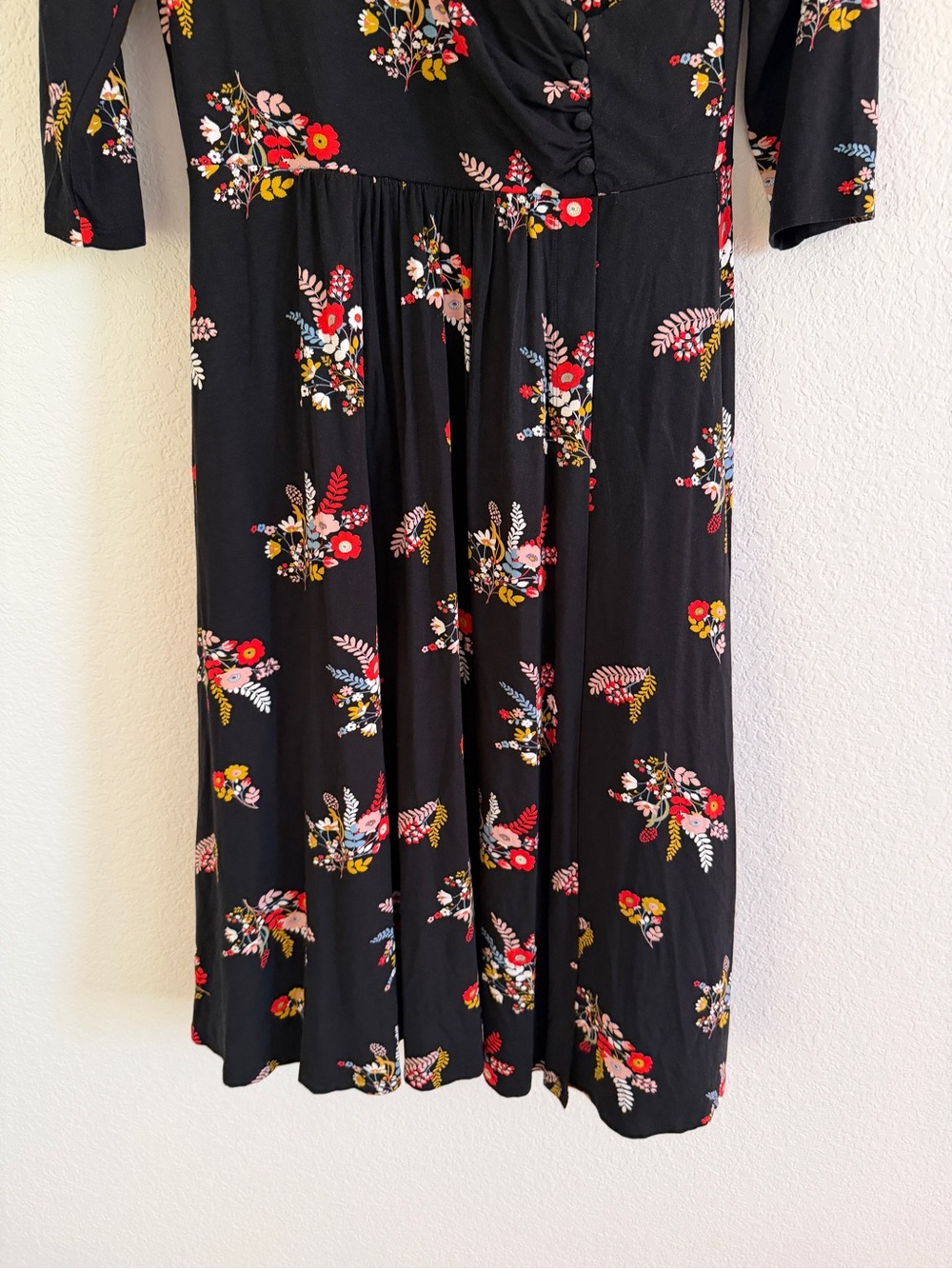 Boden Black Floral Midi Dress with Red and Pink Accents size 10 - Picture 8 of 14